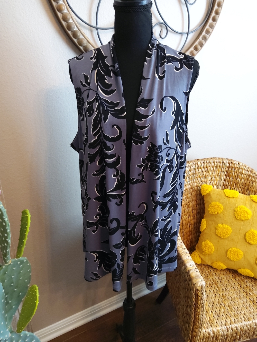 Susan Graver Black Floral Scroll Print Flowing Vest on Gray